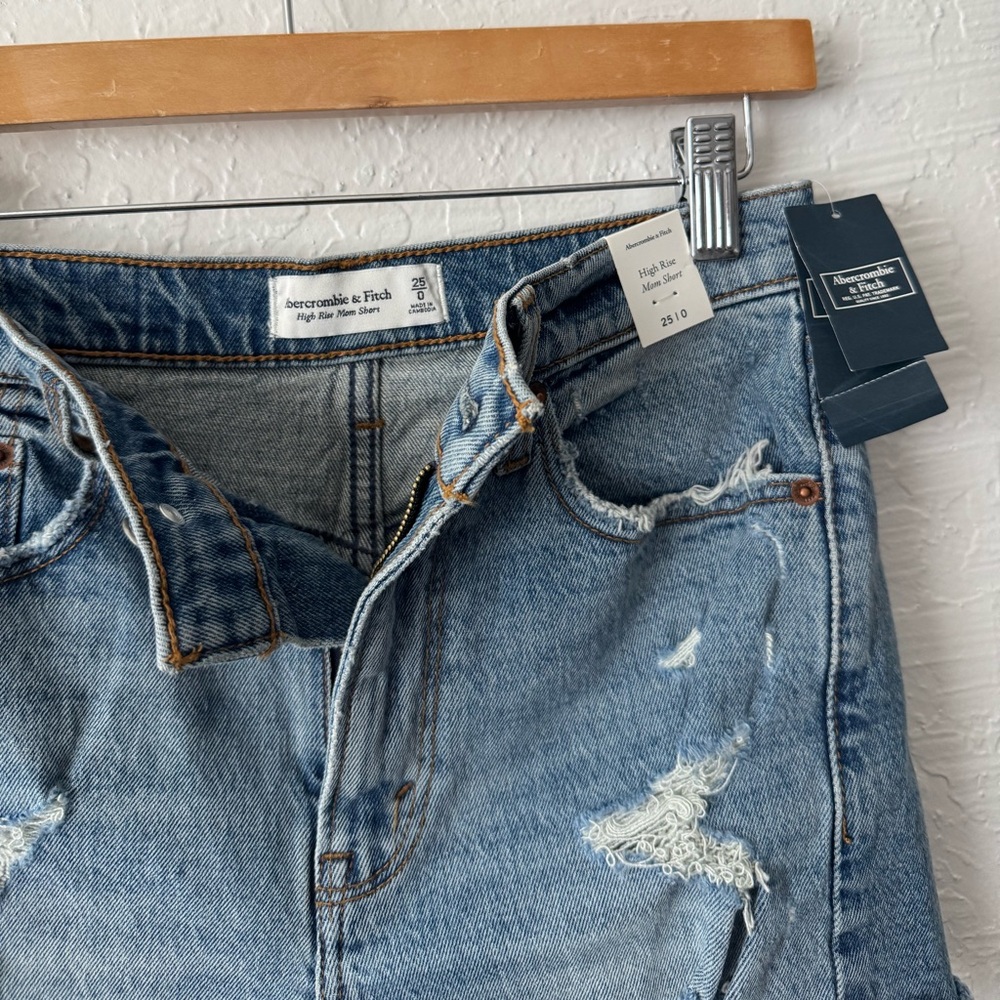 Abercrombie & Fitch Mom Shorts